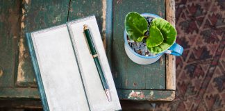 Flint Brings a Clean and Crisp Look to Our Old Leather Collection Paperblanks Old Leather Flint