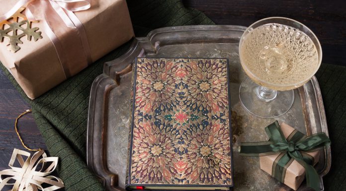 9 Journal Prompts for the New Year!