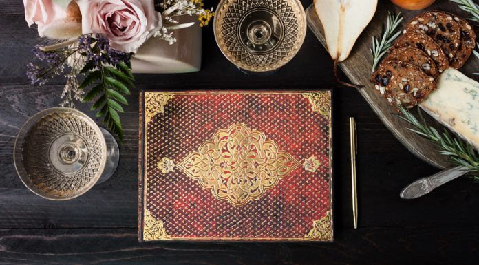 5 Ways to Stay Mindful Over the Holidays