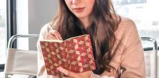 10 New Journalling Prompts to Reflect on the Year’s End and to Dream of the Year Ahead