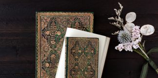 3 Reasons to Keep a Memory Journal + Prompts