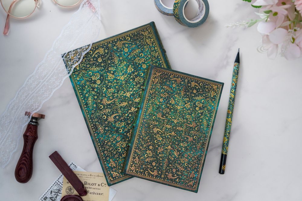 Nature’s Grace, Emerald Flower_Landscape